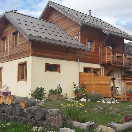 Chalet T3 Duplex Neuf Nevache Exterior photo